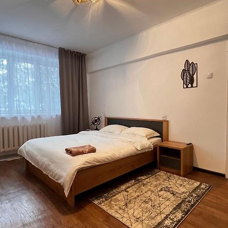 Уютные Апартаменты "Stay Abai" Алматы Экстерьер фото